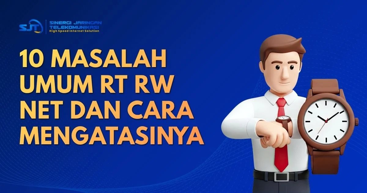 Teknisi melakukan troubleshooting masalah koneksi dan perangkat jaringan RT RW Net di lapangan